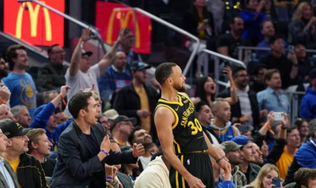 库里崴脚勇士冲季后赛蒙阴影！健康比好赛程更重要