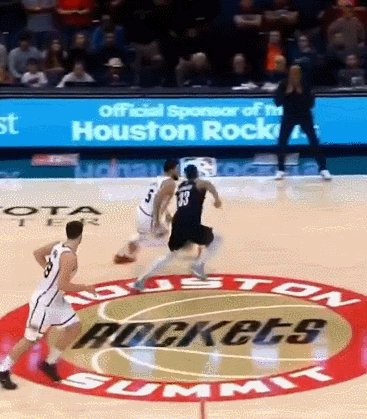 1732594663049004451.gif 开云·体育 kaiyun 官方网站_kaiyun sports-手指三位裁判破口大骂 范弗利特领到5万美元罚单