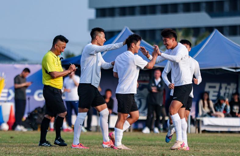 开云·体育 kaiyun 官方网站_kaiyun sports-3-2 2-1!玉昆击败功夫,英博击败亚泰两连胜 刘逸进球为留队加分