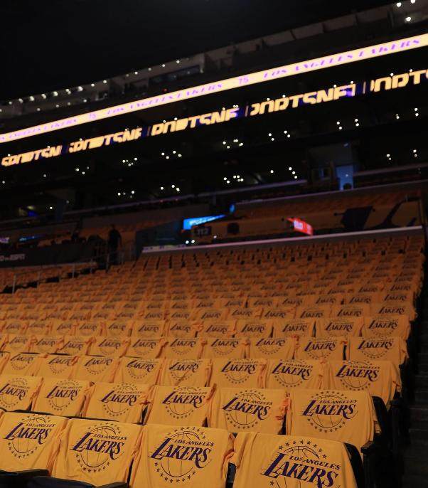 中国kaiyun·体育官方网站-【现场】洛城怪味德比：湖人困于死穴 快艇令人期待