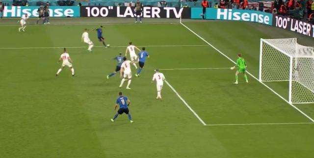 开云·体育 kaiyun 官方网站_kaiyun sports-【欧洲杯】博努奇追平 英格兰3替补失点 意大利夺冠