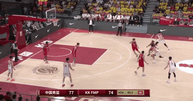 开云体育app下载-庞峥麟迎着防守中距离跳投命中得到10分，中国男篮领先5分